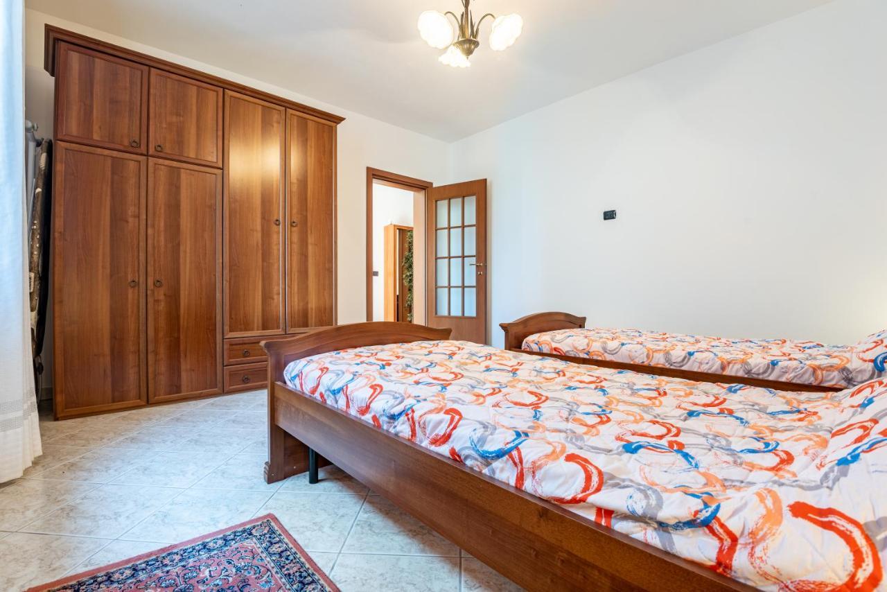 Apartment With Garden A Few Steps From The Lake - Larihome A06 Dongo Exterior foto
