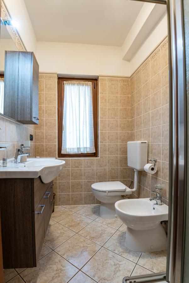 Apartment With Garden A Few Steps From The Lake - Larihome A06 Dongo Exterior foto